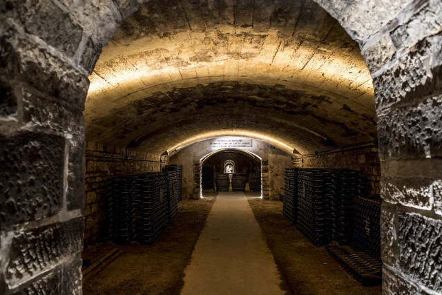 LA VISITE DES CAVES